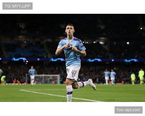 福登伤愈复出状态回暖，英超新星强势回归赛场