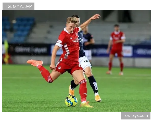 阿贾克斯争冠能力明显下降，球队赛季表现受限，对争冠形势产生影响